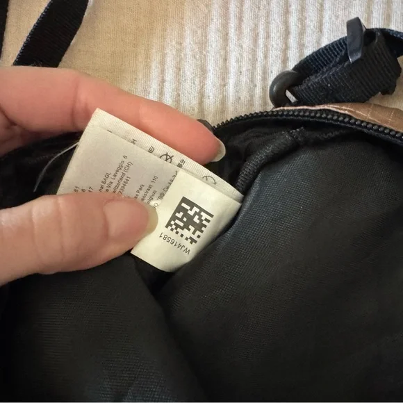 north face x supreme | rose gold metallic shoulder crossbody shoulder bag - Picture 7 of 9